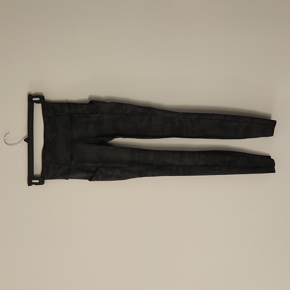 Lululemon Fast and Free 28" Incognito Camo Multi Grey Size 4 - Picture 7 of 11